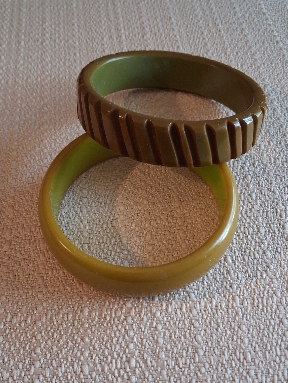 Olive Green Bakelite Style Bangle Bracelets - Set of 2